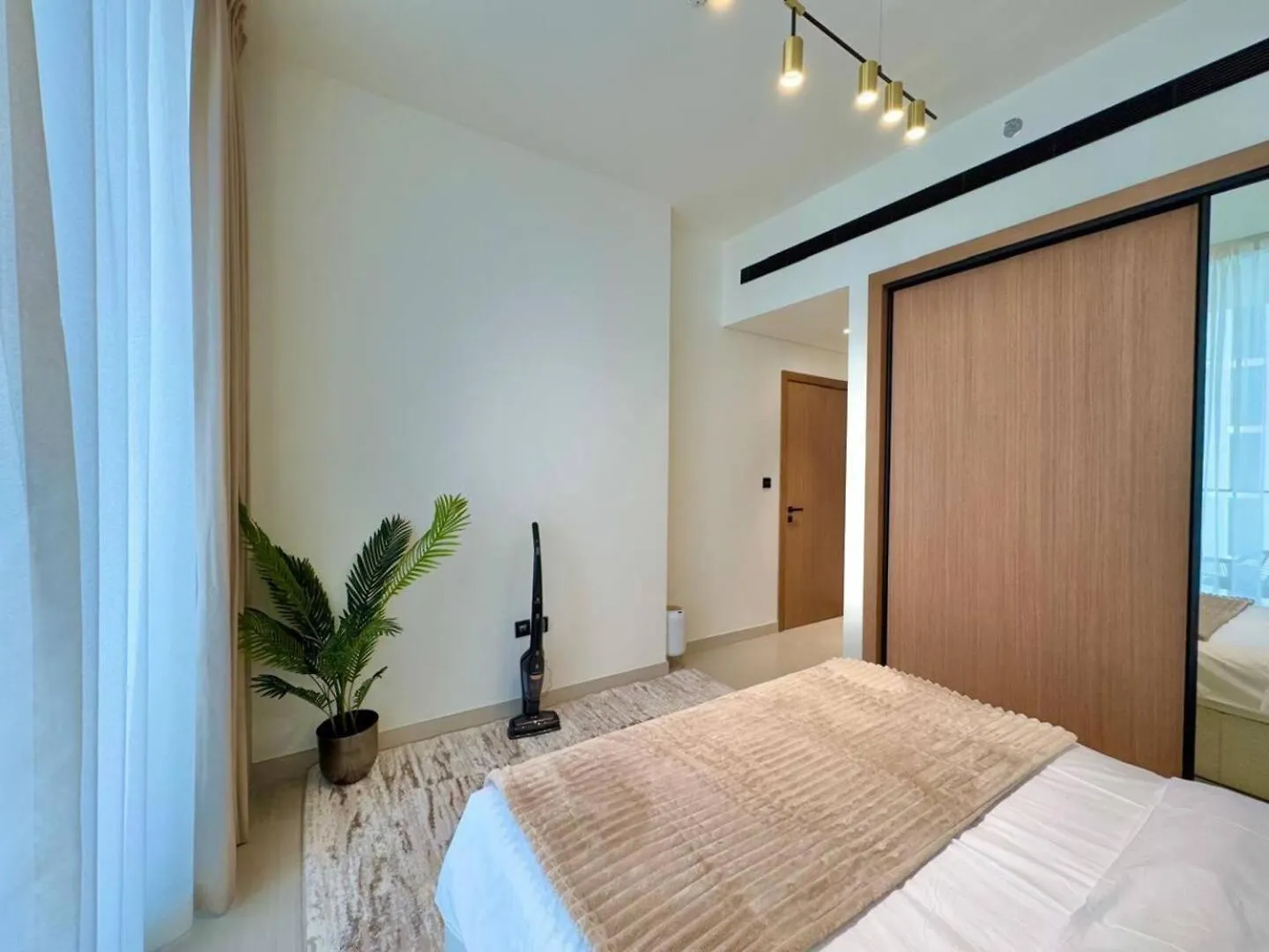 Spacious 1Br Apt In Jvc With Big Balcony Dubai Emirati Arabi Uniti