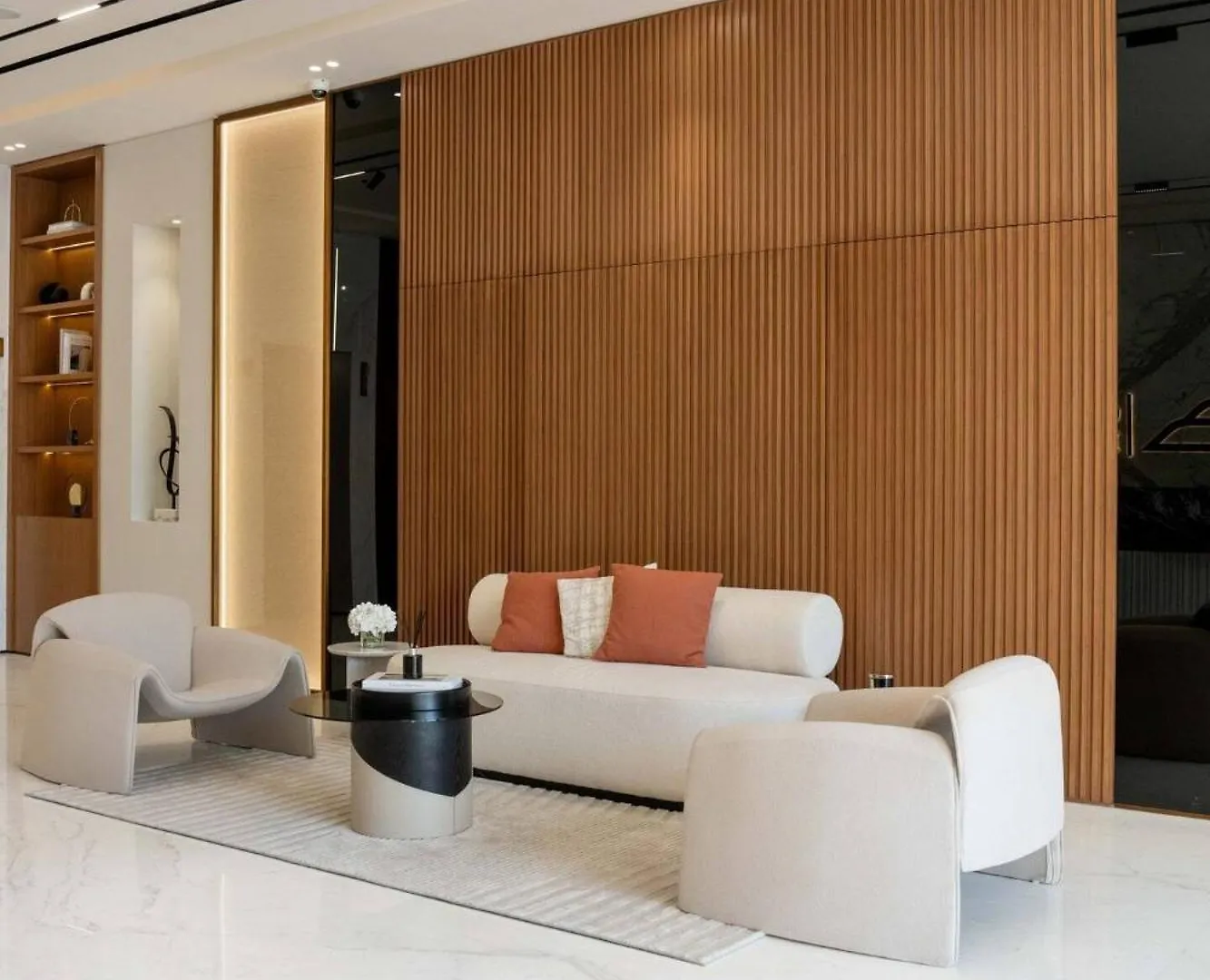Spacious 1Br Apt In Jvc With Big Balcony Dubai Appartamento